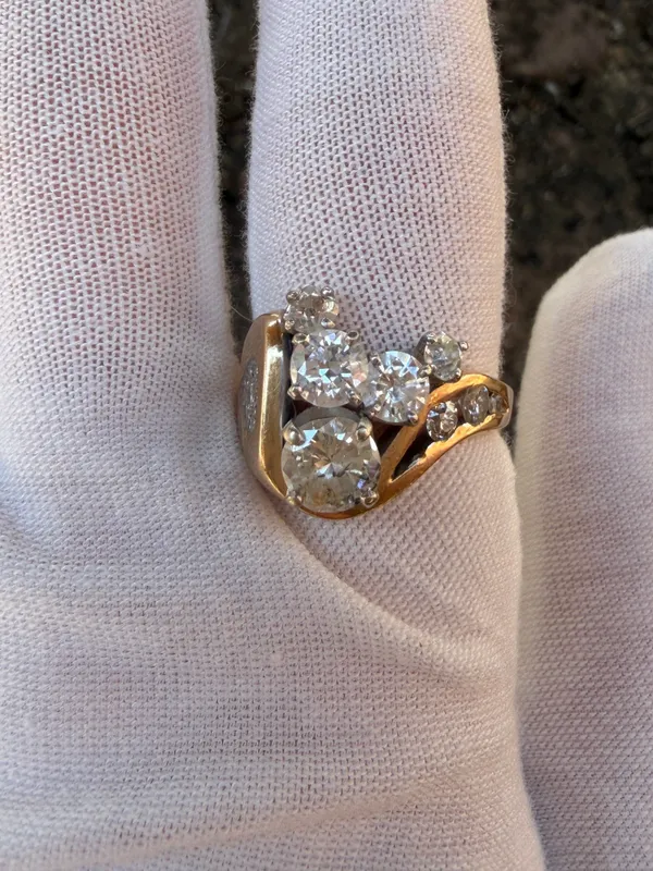 14k heirloom-quality statement ring from auction in Springfield, Missouri