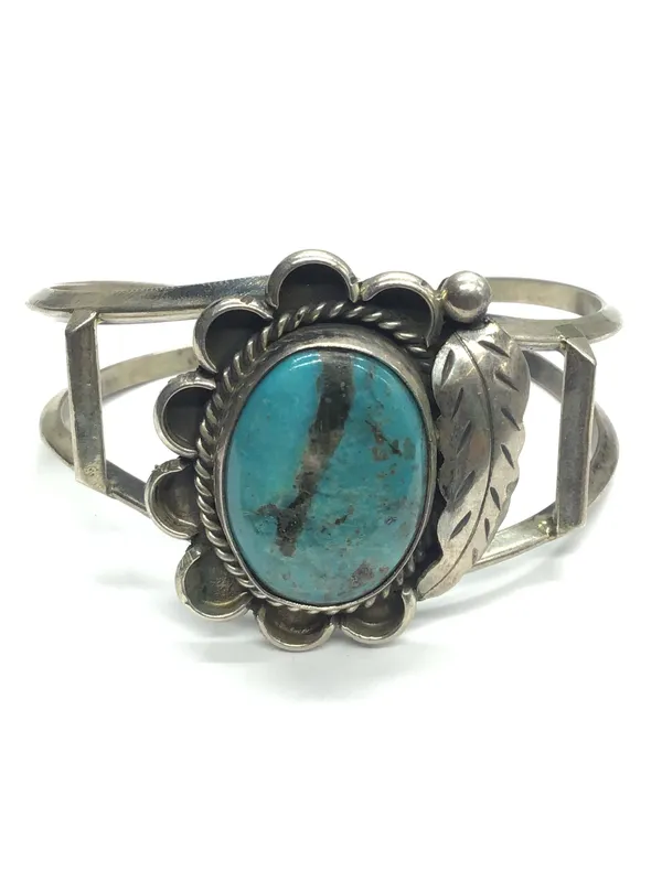 Navajo turquoise cuff bracelet from auction in Springfield, Missouri