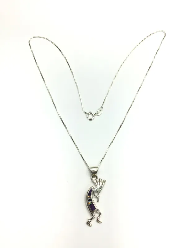 Artisan made necklace with pendant from auction in Springfield, Missouri