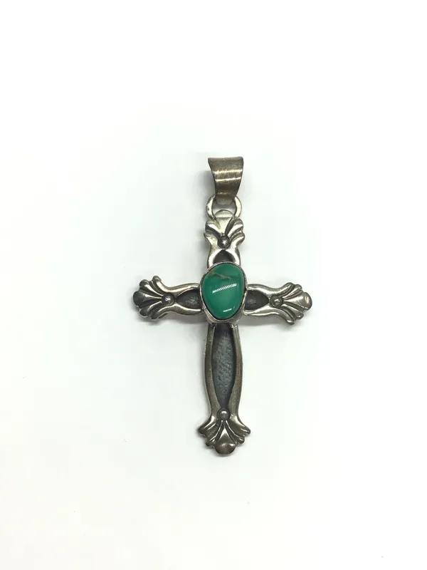 Artisan made pendant from auction in Springfield, Missouri
