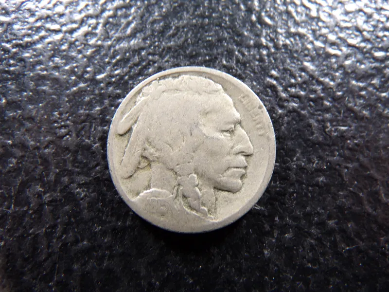 1915-D INDIAN HEAD BUFFALO NICKEL from auction in Englewood, Ohio