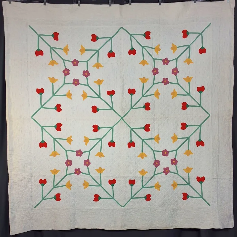 Vintage c1930s Four Block Floral Applique Quilt from auction in Princeton, New Jersey