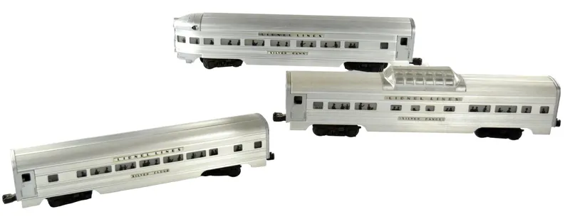 Lot 3 Postwar Lionel Lines O Gauge Cars from auction in Carrollton, Texas