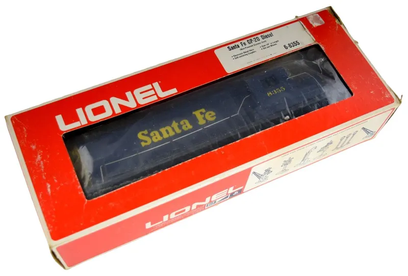 Lionel O Gauge Santa Fe GP-20 Non-Powered Diesel Locomotive w/Horn #8355 6-8355 from auction in Carrollton, Texas