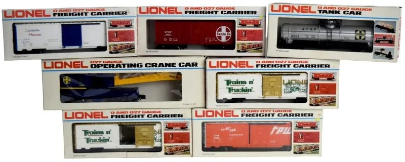 Lot 7 Lionel Train 0 & 027 Gauge Cars With Boxes from auction in Carrollton, Texas