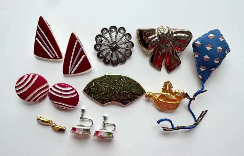 Jewelry Group from auction in Cranston, Rhode Island