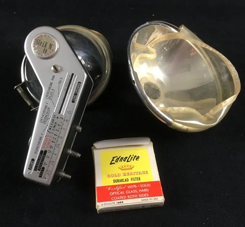 Vintage Kodak Kodalite Super M 40 Flash Unit from auction in Orlando, Florida