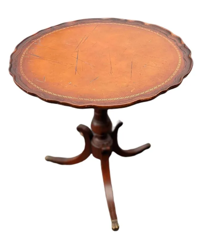 Vintage Imperial Furniture Grand Rapids Pie Crust Tea Table from auction in Orlando, Florida