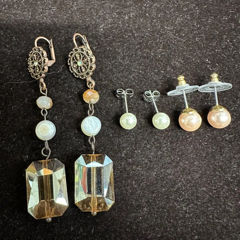 Faux Pearl Glass Accent Dangle Earring Set Three Pairs from auction in Orlando, Florida