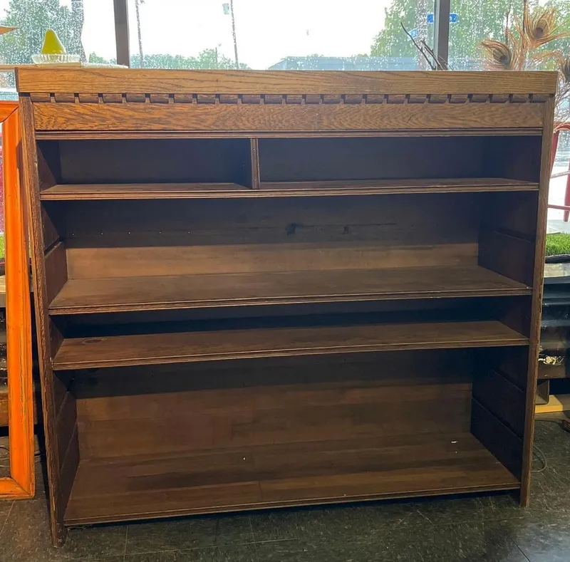 Arts & Crafts Quarter Sawn Oak Bookcase from auction in Dundee, Ohio