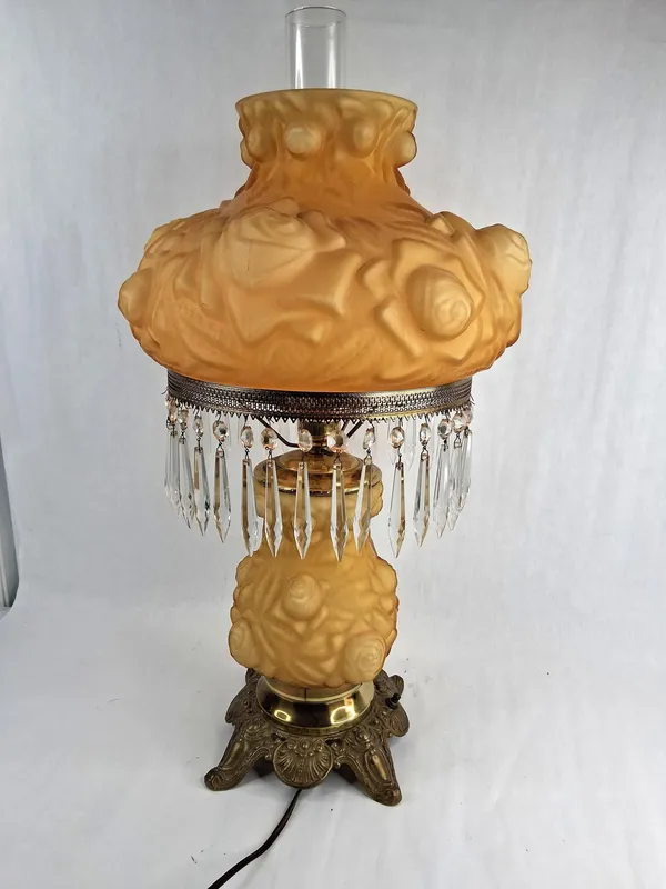 L.G. Wright Style Amber Satin Rose Lamp from auction in Dundee, Ohio