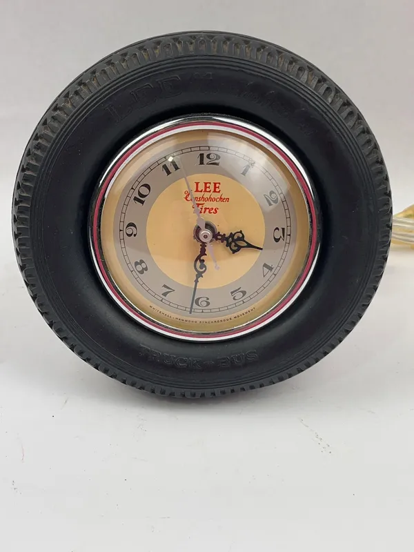 Lee Tires Rubber Tire Desk Clock from auction in Dundee, Ohio