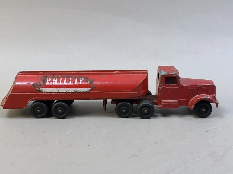 Phillips 66 Gasoline Ralstoy Toy Semi Truck Hauler 8.5" from auction in Jackson, Michigan