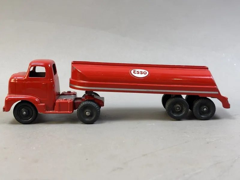 Esso Gasoline Tanker 8.5" Semi Truck Tootsietoy from auction in Jackson, Michigan