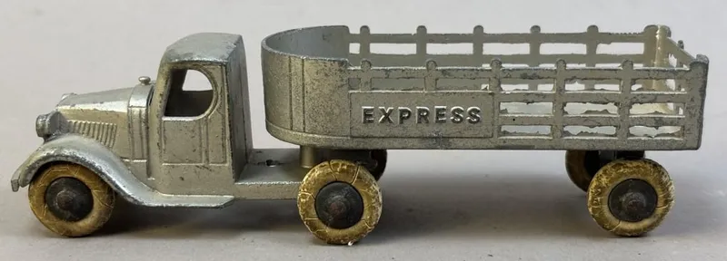 Tootsie Toy #0801 1930s Mack Express Stake Truck from auction in Jackson, Michigan