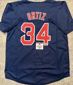 Sports & Entertainment Memorabilia Auction