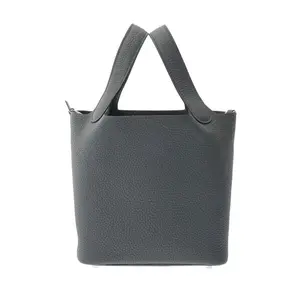 26793 | Thursday Handbag Vault: Designer Icon
