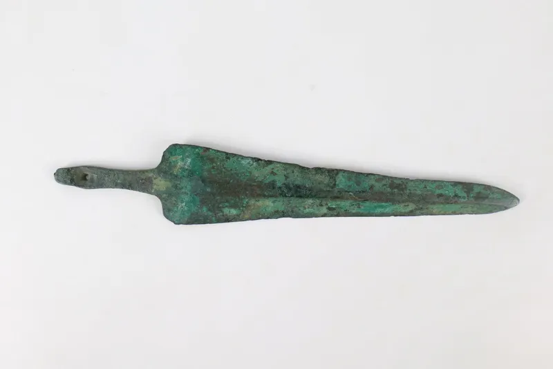 Ancient Bronze Age Tanged Dagger/Spearhead Blade from auction in Williamstown, New Jersey