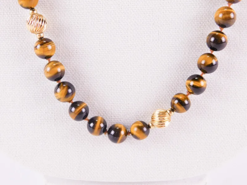 14k & Tiger's Eye Necklace from auction in Williamstown, New Jersey