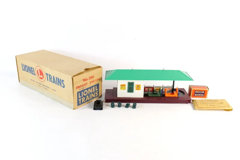 Vintage Postwar Lionel No. 356 Automatic Freight Station from auction in Williamstown, New Jersey