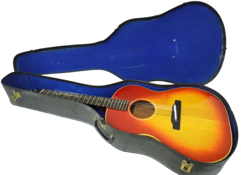 Gibson B25 Acoustic Guitar from auction in Ottawa, Ohio