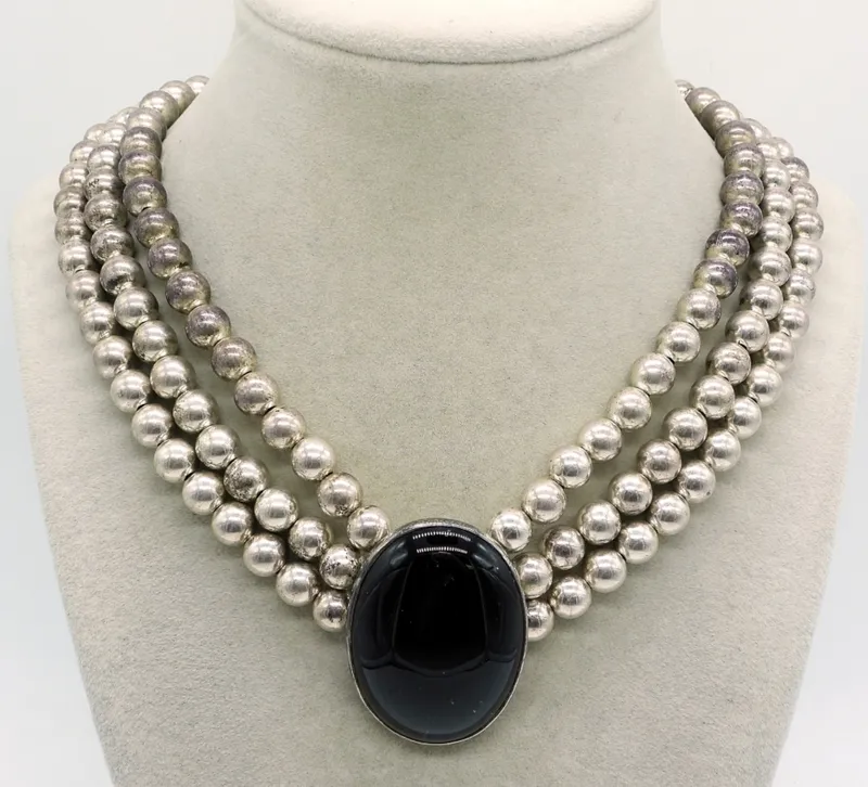 Sterling Silver Onyx 3-Strand Bead Necklace from auction in Ottawa, Ohio