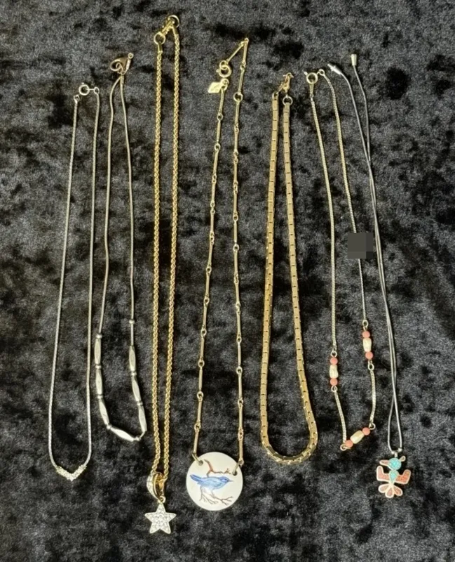 7 Mixed Tone Necklaces from auction in Ottawa, Ohio