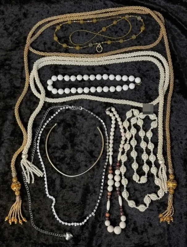 Faux Pearl Necklace Lot, 8 from auction in Ottawa, Ohio