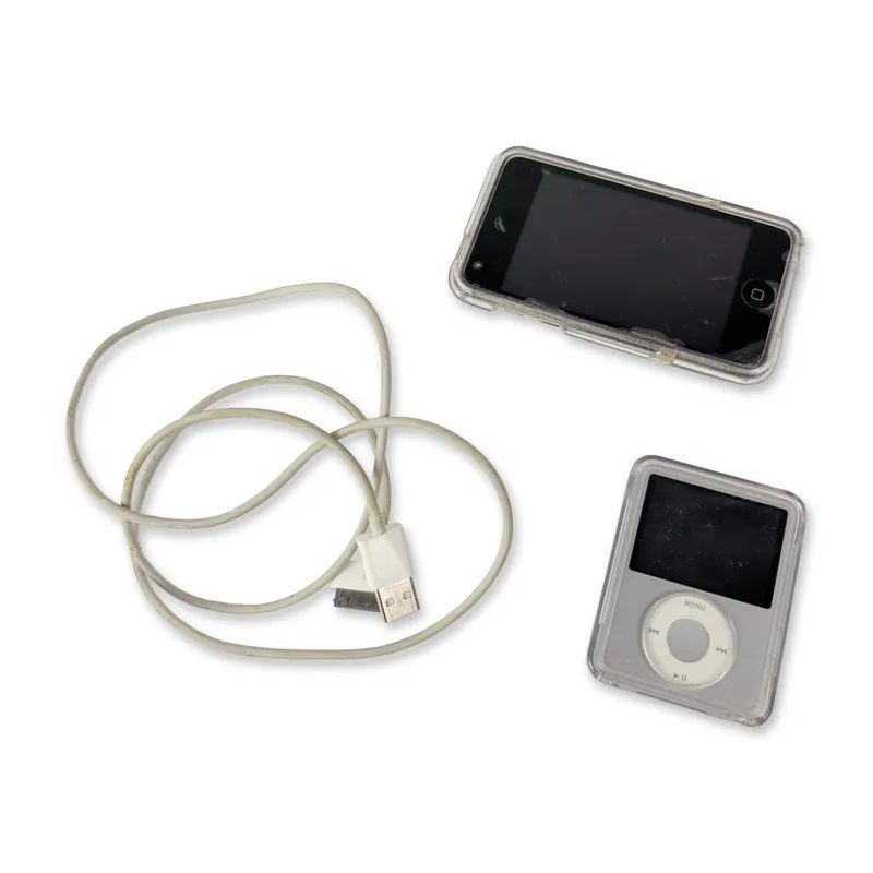 2pc Apple iPod Nano and iPod Touch Portable Media Player Collection from auction in Hollywood, Florida