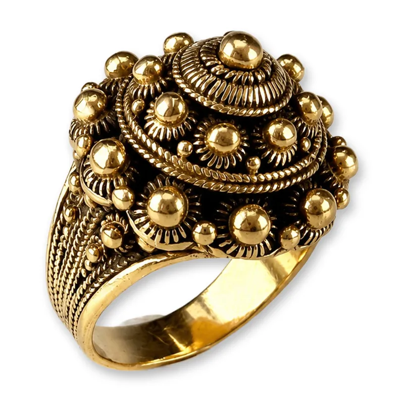 18 Karat Gold Etruscan Ring from auction in Hollywood, Florida