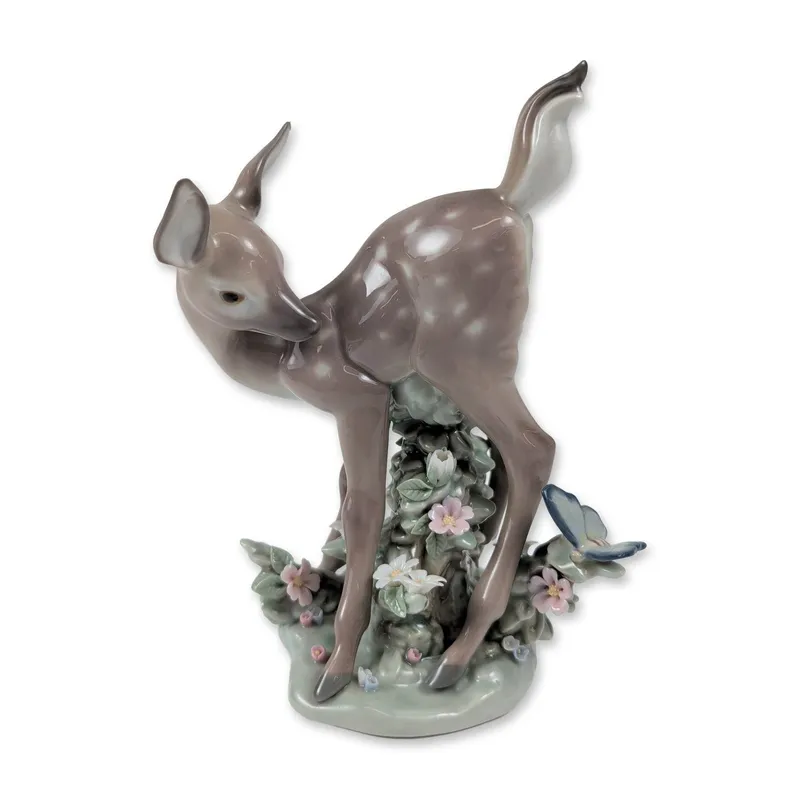 Lladro Glazed Porcelain Fawn Figurine, Hi There! 01005672 from auction in Hollywood, Florida