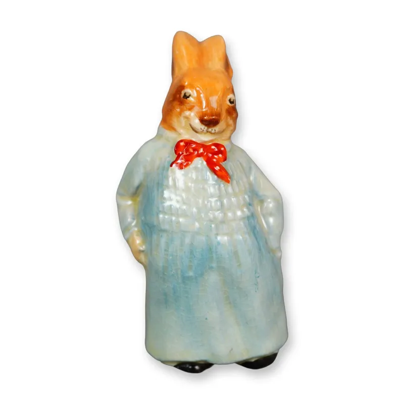 Doulton Bunnykins Figurine, Reggie Bunnykins D6025 from auction in Hollywood, Florida