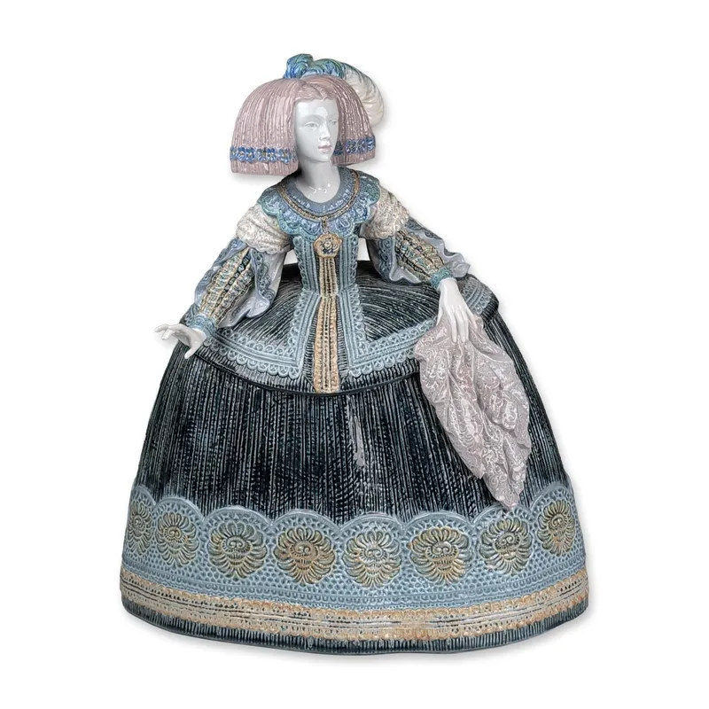 Lladro Limited Edition La Menina Porcelain Figurine 01001812 from auction in Hollywood, Florida