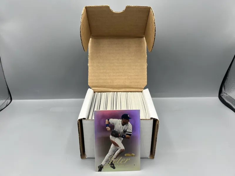 2000 Fleer Showcase Series 1 Baseball Complete 100 Card Set from auction in Greenville, Ohio