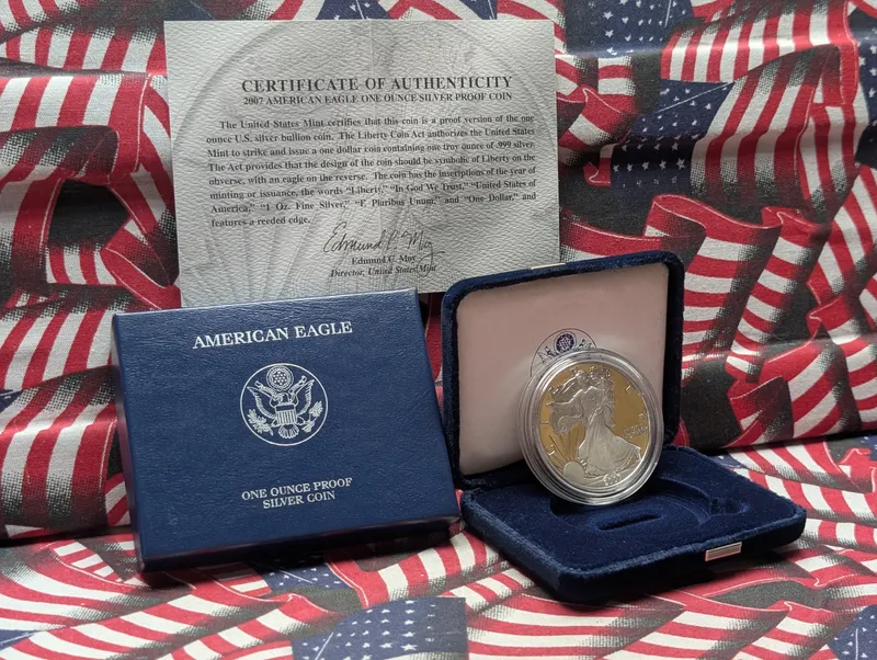 2007-W American Silver Eagle Proof One Troy Oz. .999 Fine Silver In OGP w/ COA from auction in Greenville, Ohio