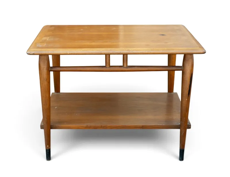 Modern Lane Furniture End Table from auction in York, Pennsylvania