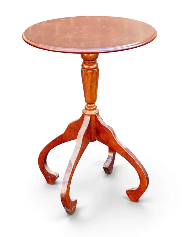 Bombay Company Pedestal Accent Table from auction in York, Pennsylvania