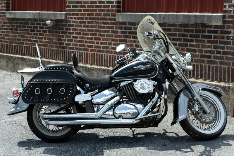 2005 Suzuki Boulevard Motorcycle from auction in Harrisburg, Pennsylvania