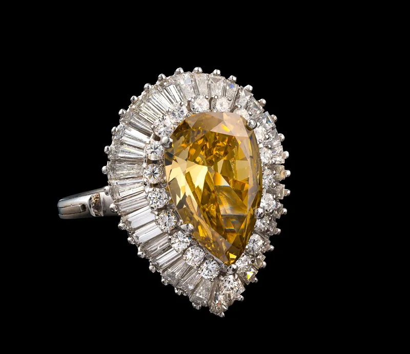 Fine & Decorative Arts Auction