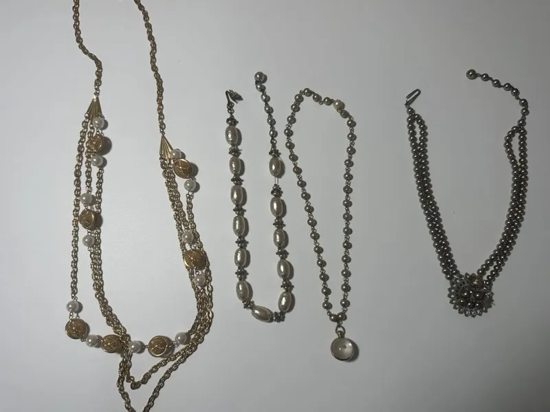 Vintage Faux Pearl & Bead Necklaces Lot (4) from auction in Clifford , Pennsylvania