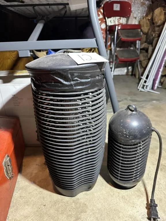 Bug Zappers from auction in Clifford , Pennsylvania
