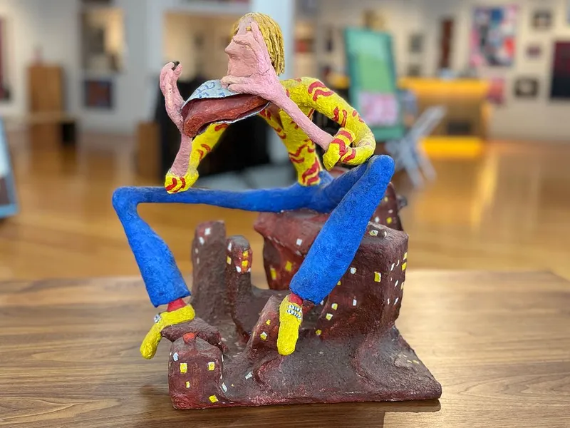 FINE ART & SCULPTURE
