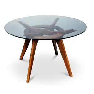 Mid-Century Modern Design & Decor