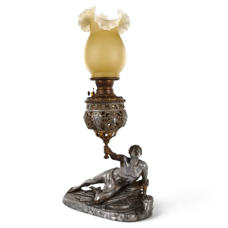 Bradley & Hubbard Soldat Spartiate Figural Oil Lamp from auction in Aberdeen, Mississippi