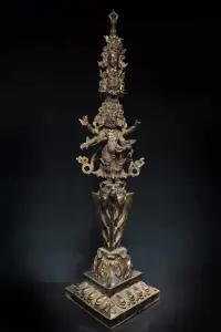 Antique Buddhist Sculptures and Thangkas