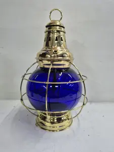 A GRAND NAUTICAL ANTIQUES AUCTION