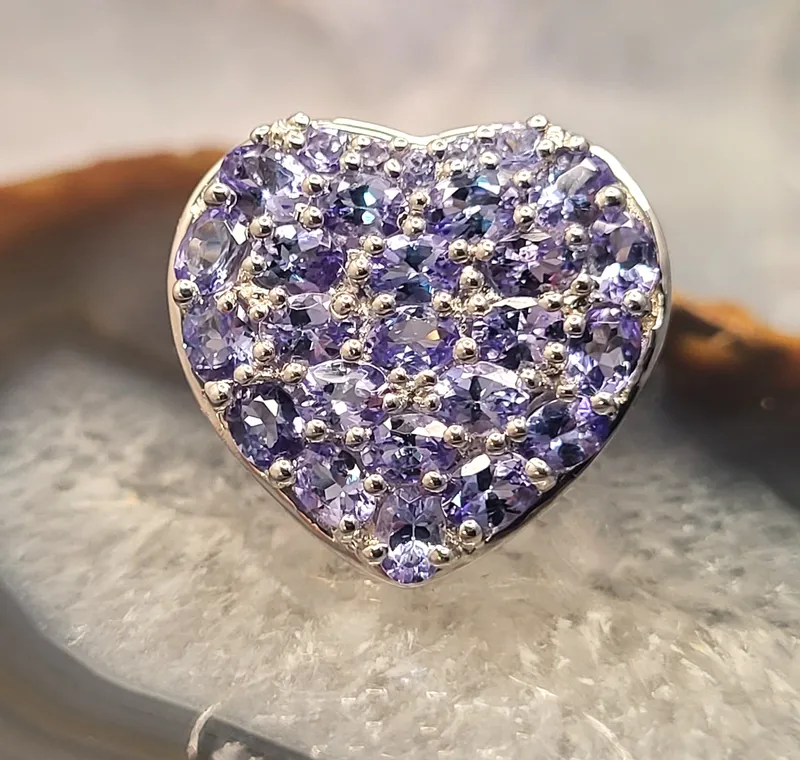 Mixed-Cut and Cool Tanzanite Big Heart Ring .925 from auction in Vero Beach, Florida