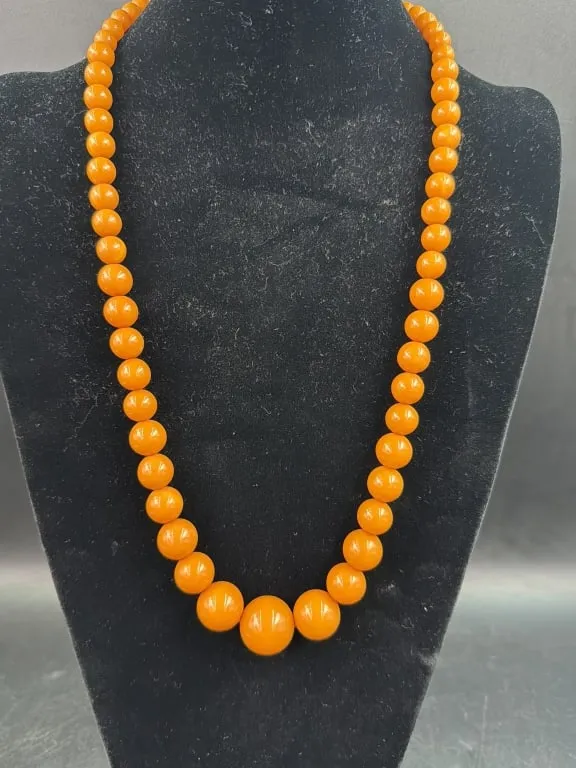 Awesome Butterscotch Bakelite Necklace from auction in Orange Cit y, Florida