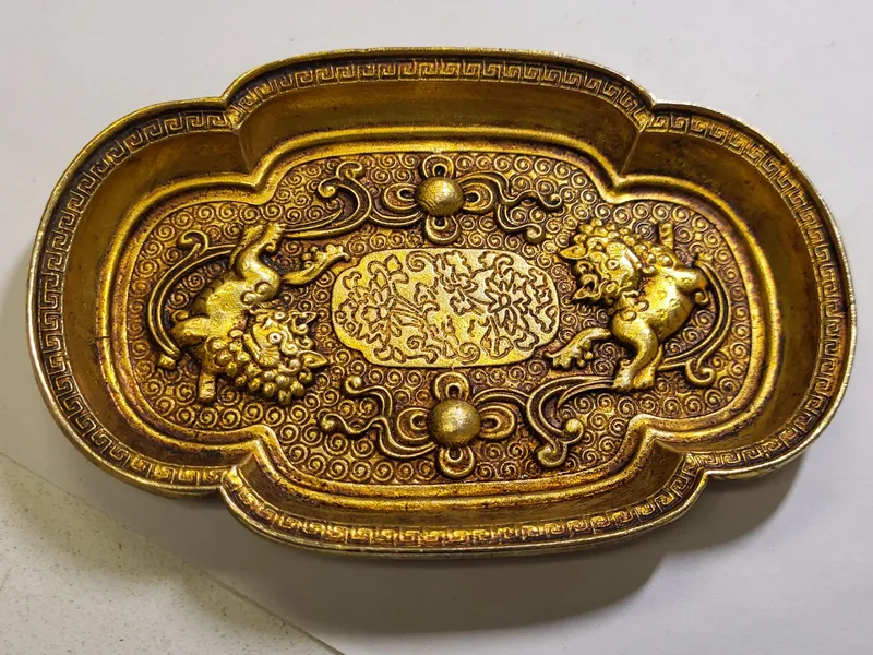4.6" bronze 24K gold gilt lion fu dog statue tray from auction in wilmington , North Carolina