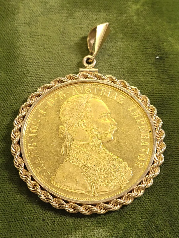 1915 gold 4 ducat coin in 14K rope bezel from auction in wilmington , North Carolina